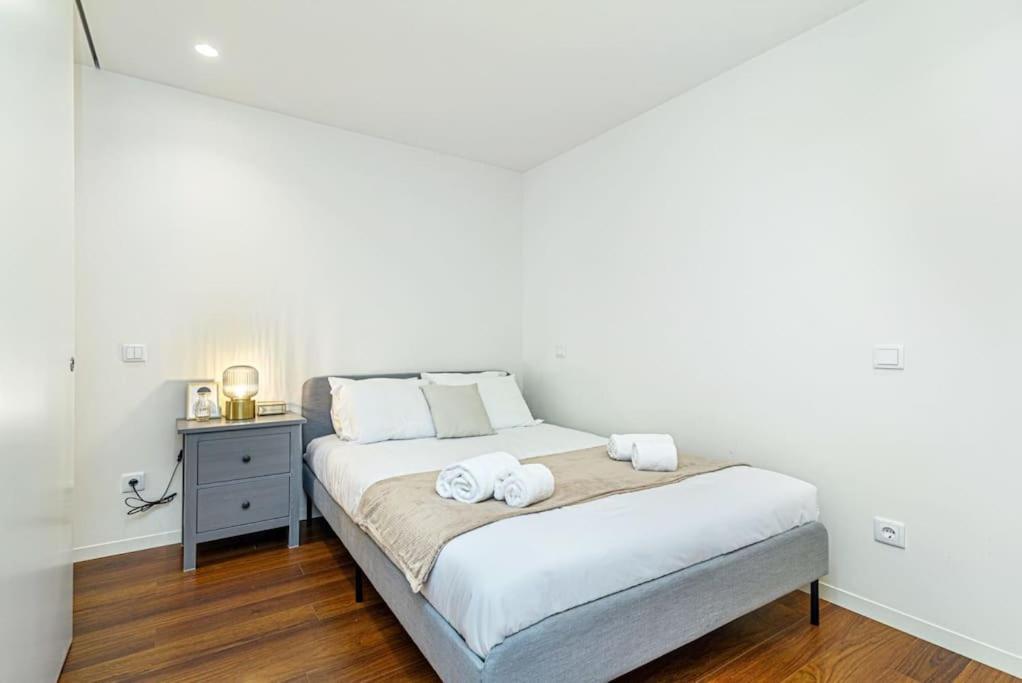 Bombarda Apartments VII By Innkeeper Порто Екстериор снимка